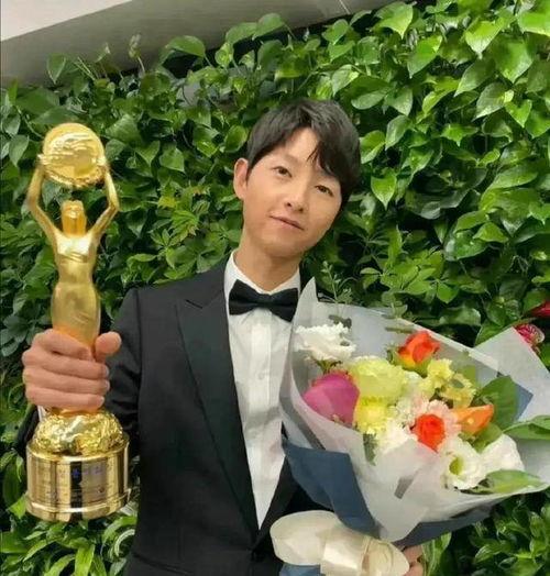 娱乐吃瓜爆料刘浩存父母,娱乐圈新晋星二代背后的故事