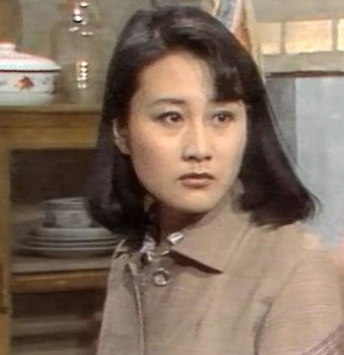 小芳明星网红,从网红到明星，她如何书写自己的璀璨人生