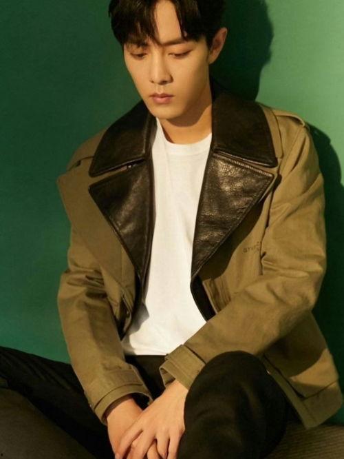 肖战吃瓜爆料李易峰,吃瓜群众沸腾！