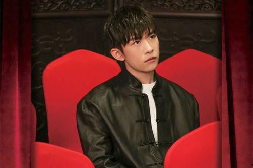 易烊千玺爆料吃瓜,一场意想不到的“吃瓜”大戏