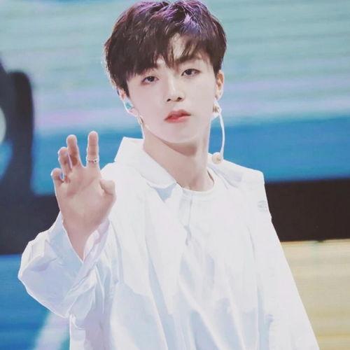 陈立农吃瓜爆料图片大全